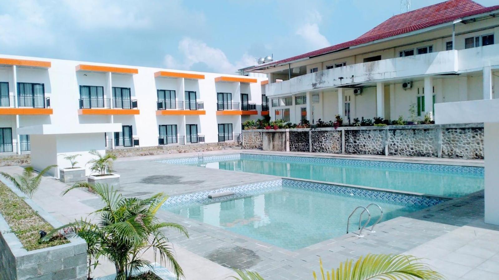 Graha Serasan Seandanan Hotel Banding Agung Bagian luar foto